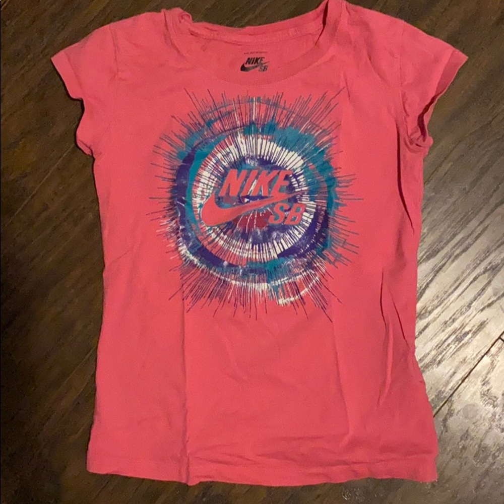 Nike girls shirts - Picture 2 of 5